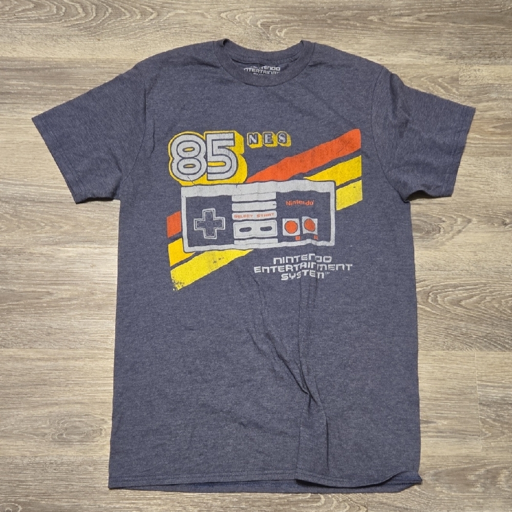 Nintendo 85 NES print Tee Sz M